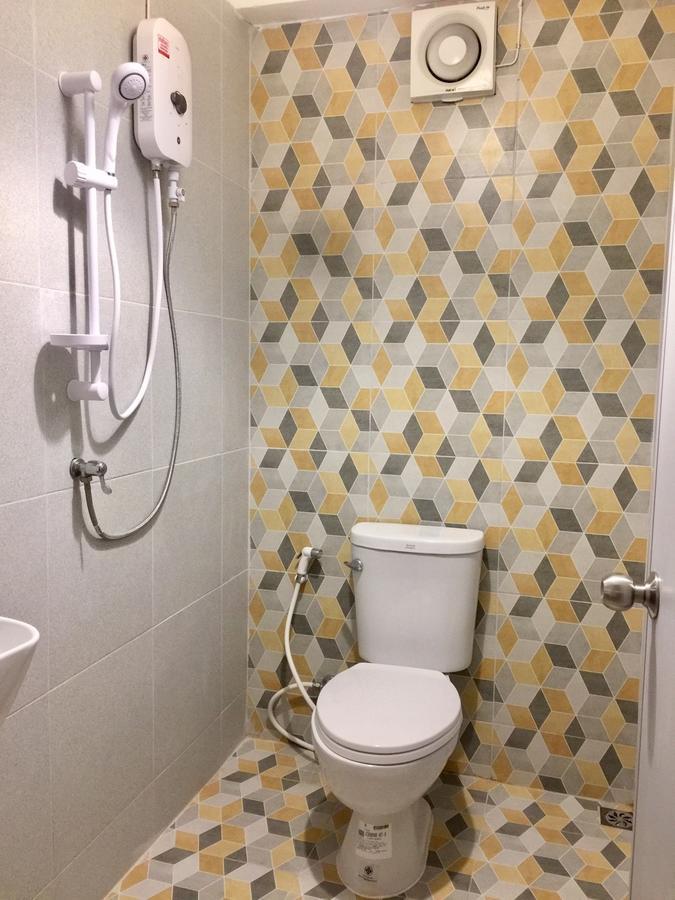 24 Poshtel Salaya Hostel Zewnętrze zdjęcie