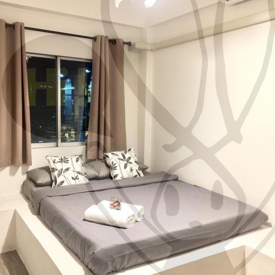 24 Poshtel Salaya Hostel Zewnętrze zdjęcie